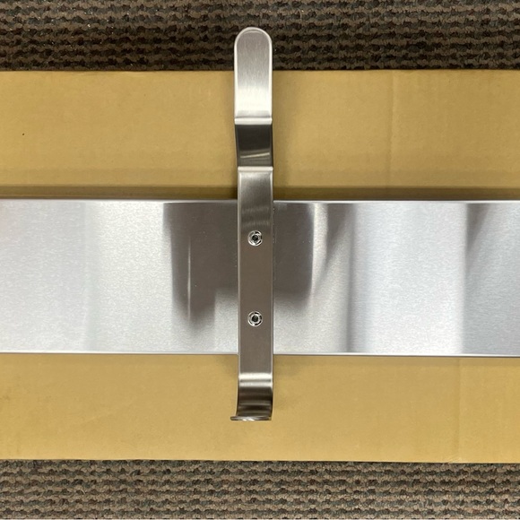 Beautiful 100% Stainless Steal Towel Rack/ Coat Hanger - Picture 3 of 3